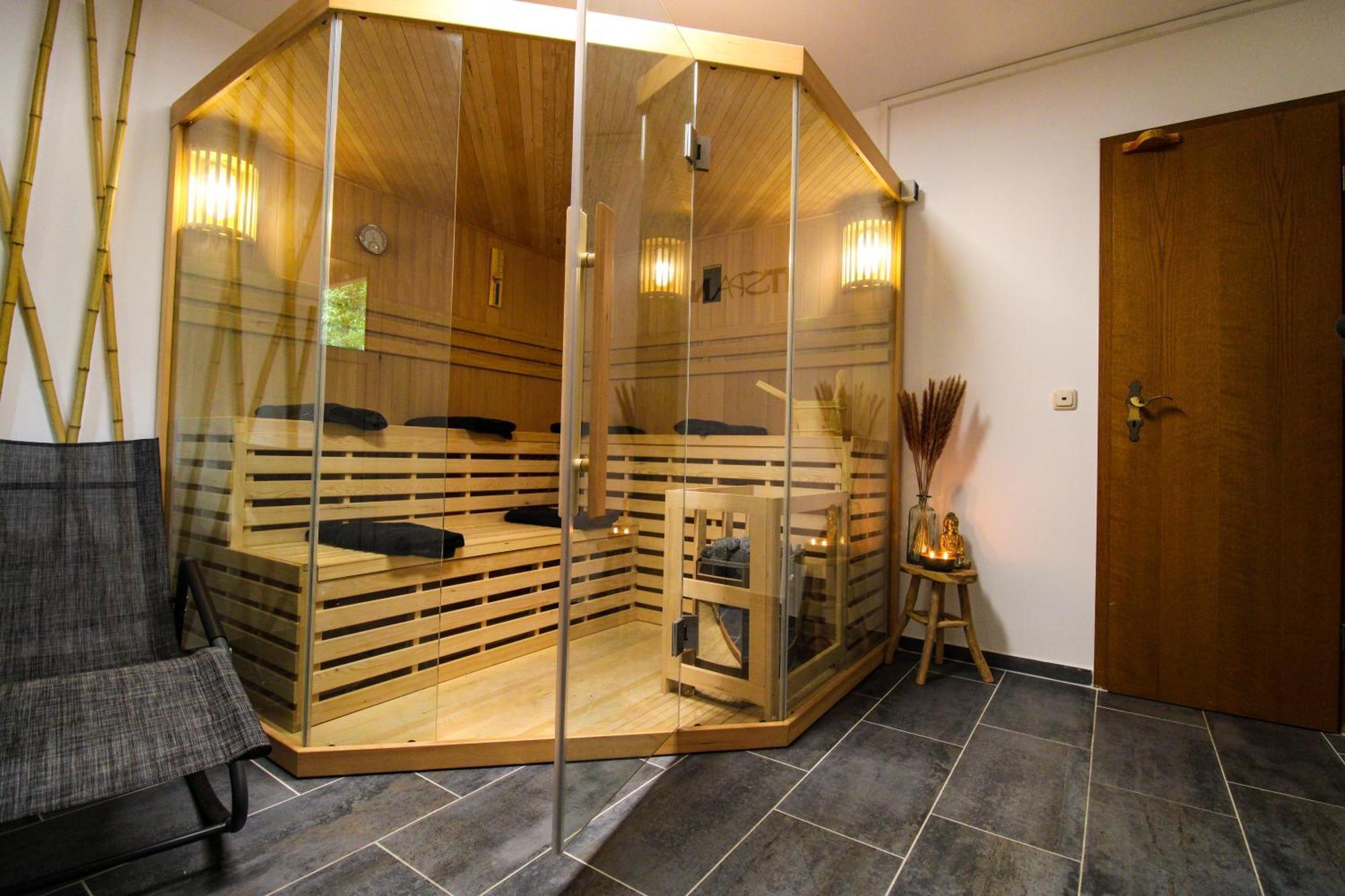 Stilvolle Wellness-Ferienwohnung In Neef Whirlpool, Sauna, Grill, Fitness, Billard & Moselblick Zewnętrze zdjęcie