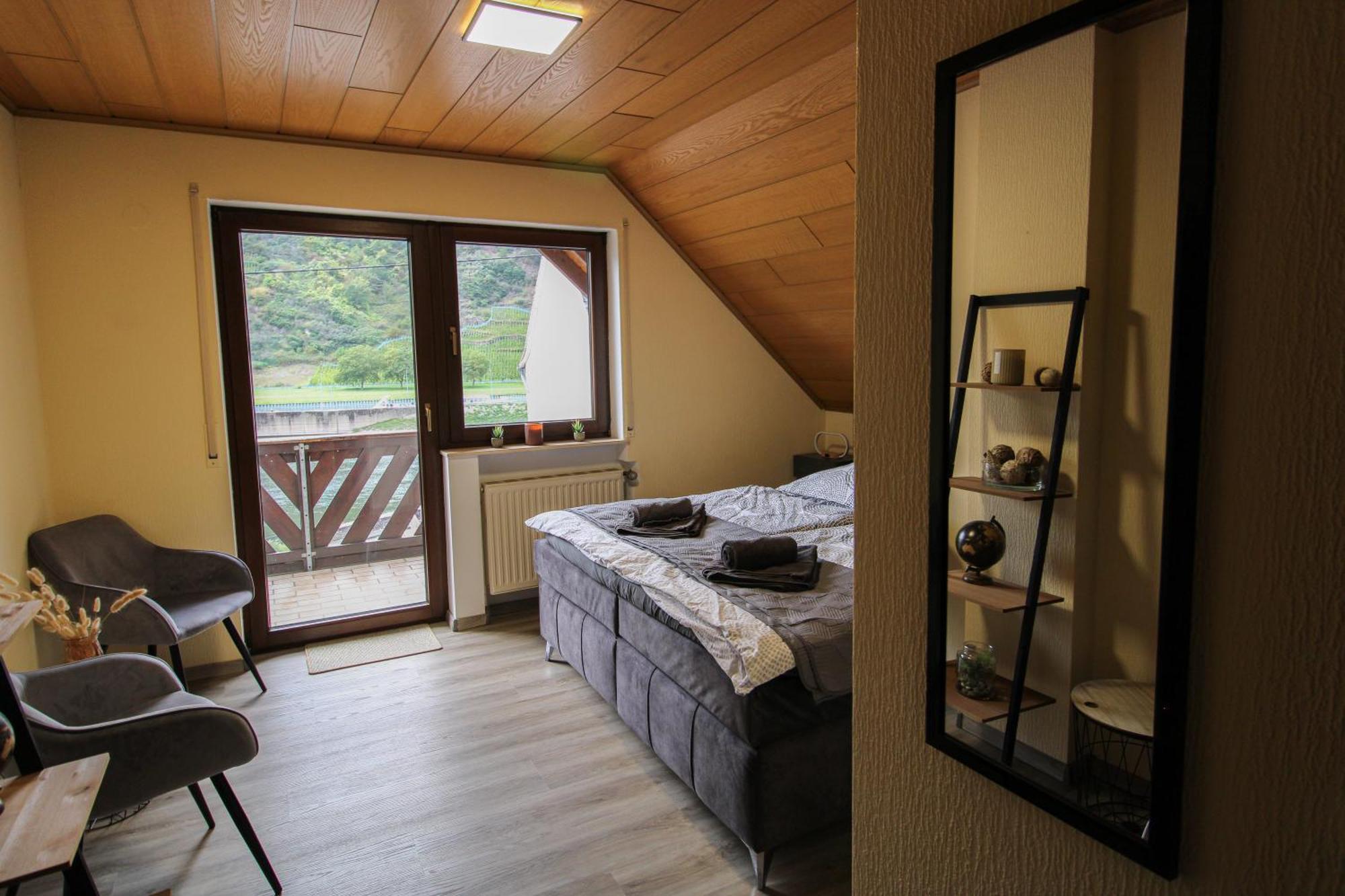 Stilvolle Wellness-Ferienwohnung In Neef Whirlpool, Sauna, Grill, Fitness, Billard & Moselblick Zewnętrze zdjęcie
